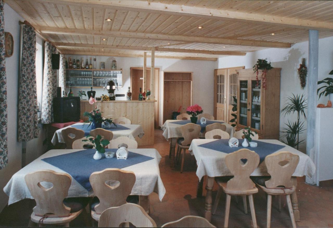 Pension Zum Krug, Messe Muenchen Hergolding Ngoại thất bức ảnh