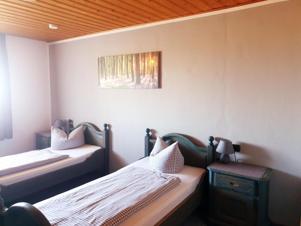 Pension Zum Krug, Messe Muenchen Hergolding Ngoại thất bức ảnh