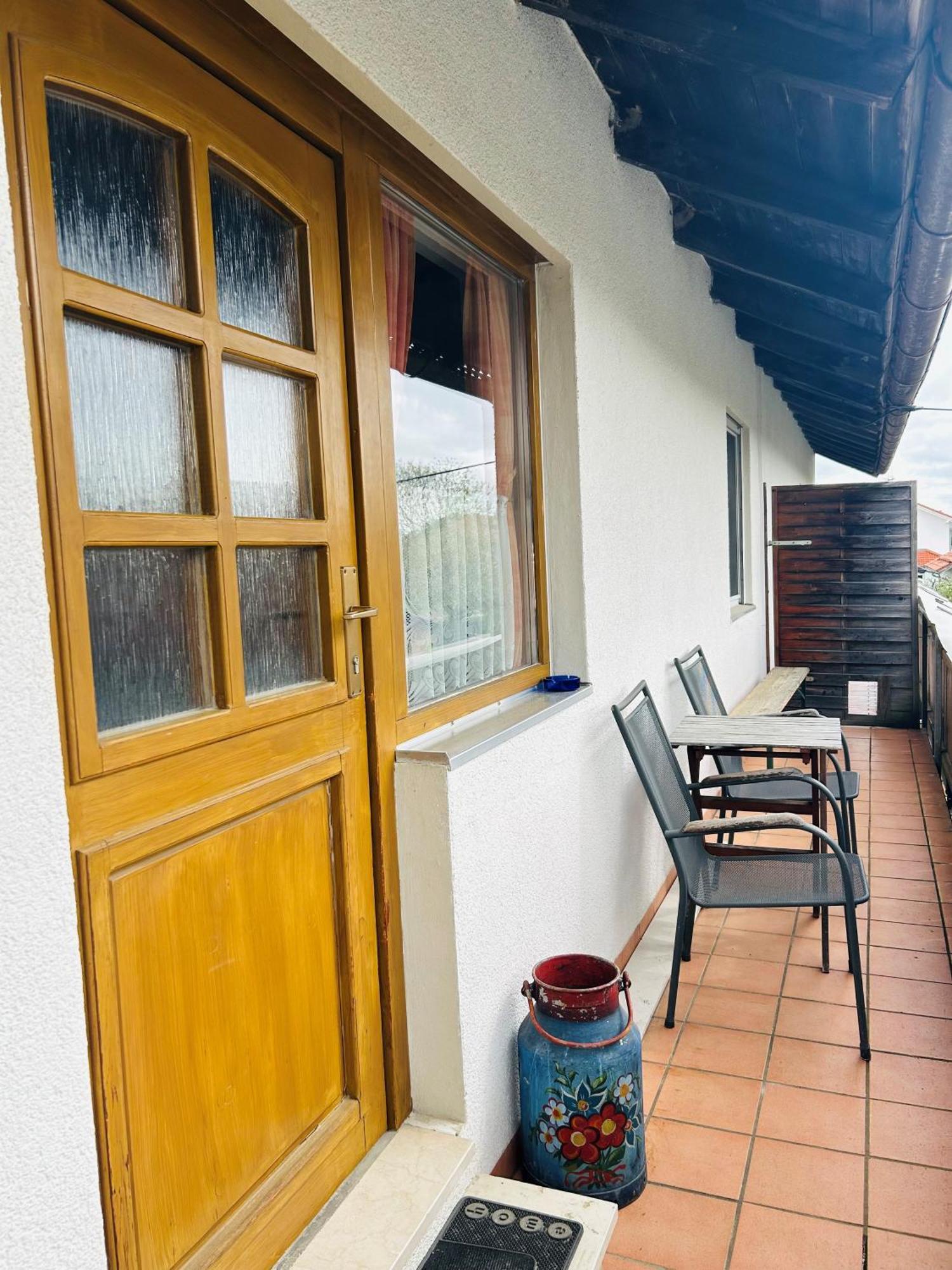 Pension Zum Krug, Messe Muenchen Hergolding Phòng bức ảnh